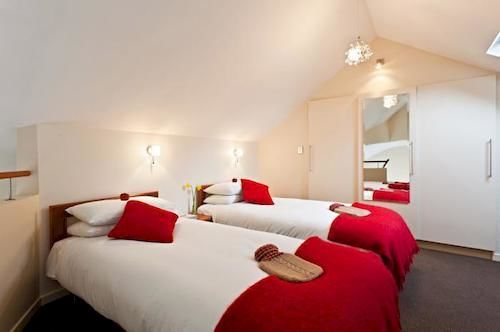 Twofourtwo Boutique Apartments Λόντσεστον Εξωτερικό φωτογραφία