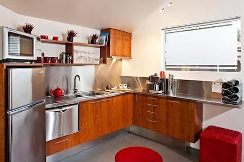 Twofourtwo Boutique Apartments Λόντσεστον Εξωτερικό φωτογραφία