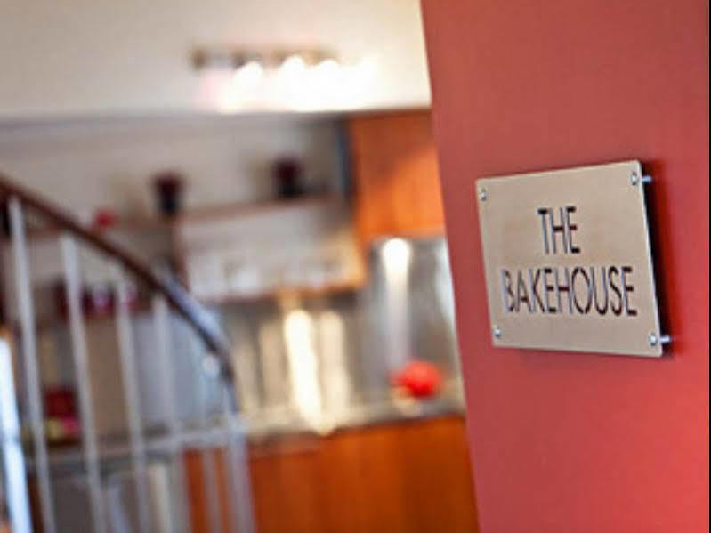 Twofourtwo Boutique Apartments Λόντσεστον Εξωτερικό φωτογραφία